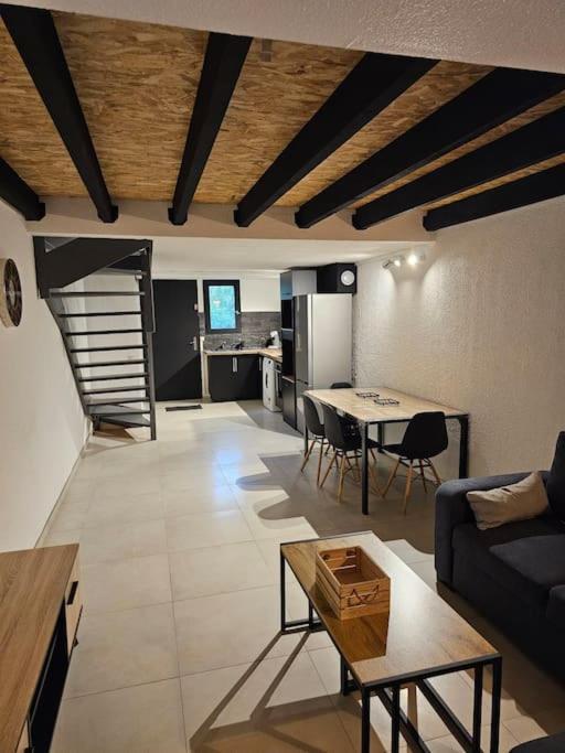 Appartement 50M2 Village Vacances Arles Exteriör bild